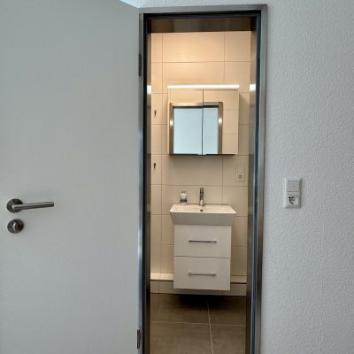 Ferienwohnung Strandflieder - Blick ins Badezimmer